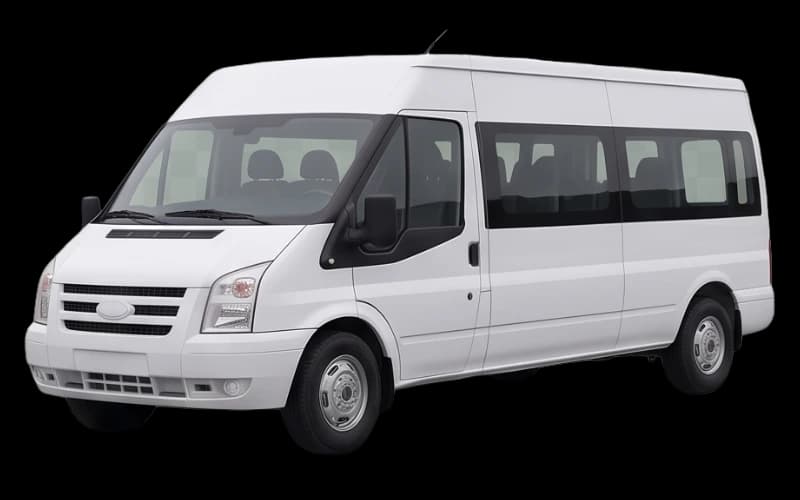 Van techo alto for airport transportation in Cali